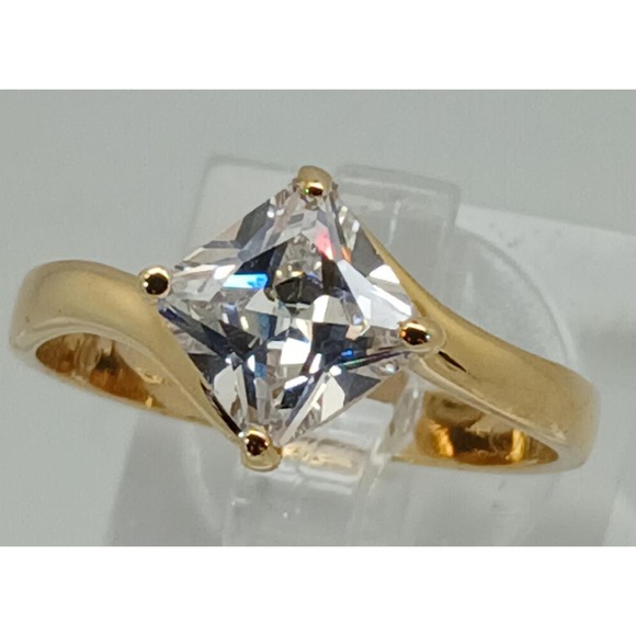 Vintage 1990s Princess Cut CZ Gold Plated Ring Size 9 - 1.6 CT Sim Diamond CZ - Picture 10 of 11